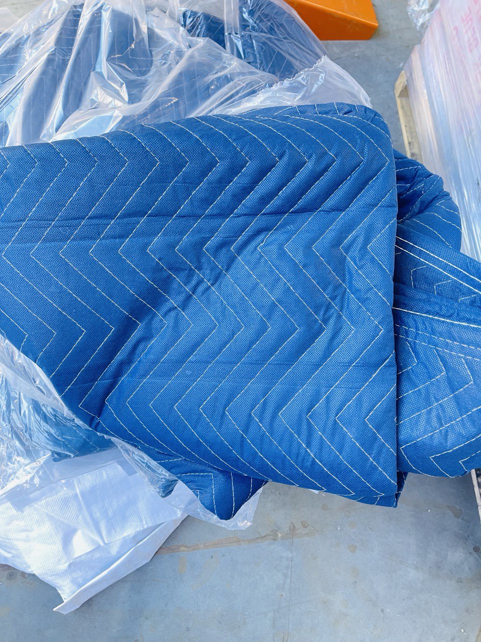 10 x Heavy Duty Moving Blanket - Extra Large - 1.8m x 3.4m