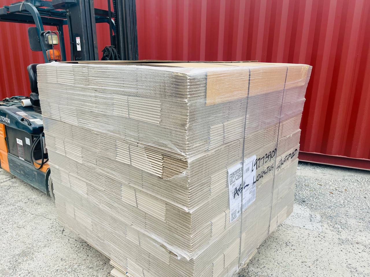 1 x Pallet of Moving Boxes - Crystal