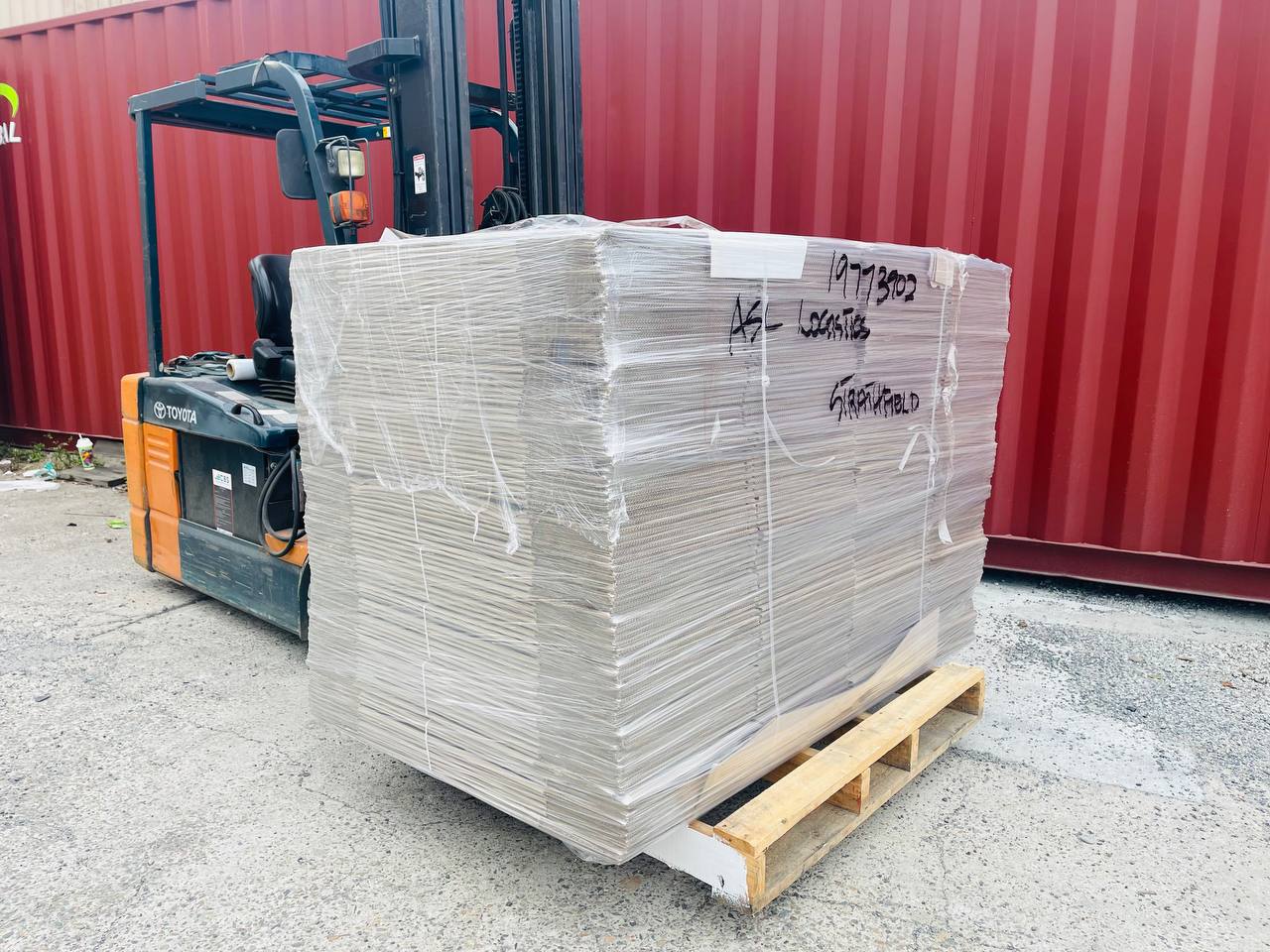 1 x Pallet of Moving Boxes - Tea Chest Box