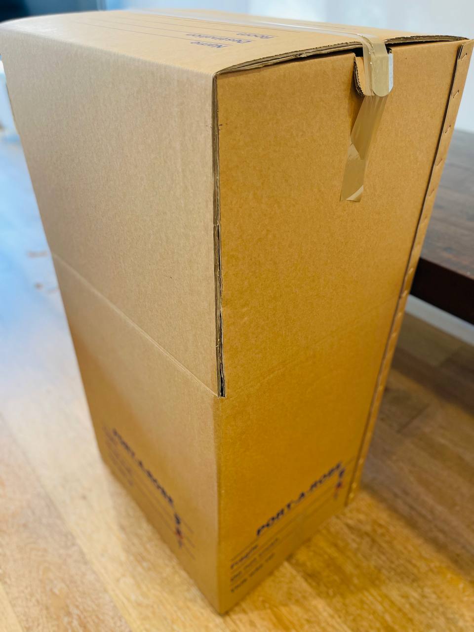 Port A Robe Box Wardrobe Box Heavy Duty Port-a-Robe Including Rails – ASL Moving Supplies